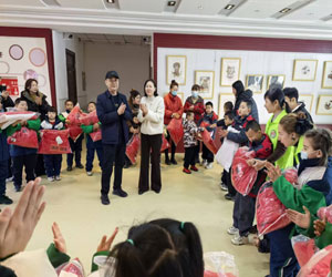 智培公益-阿克苏智培学校开展第七季“大爱无疆·情暖冬日”羽绒服捐赠活动